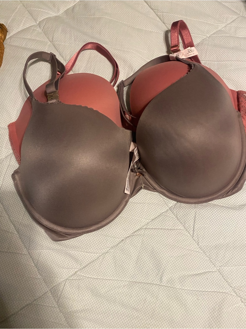 Victoria's Secret Set of Two Bras in Mauve and Dusty Rose NWT